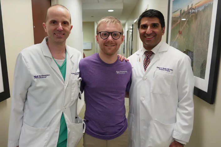 پیوند کلیه بدون بیهوشی با موفقعیت انجام شد+فیلم