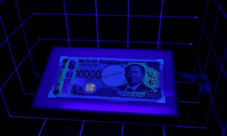 عرضه اسکناس‌ با پرتره‌های هولوگرام در ژاپن