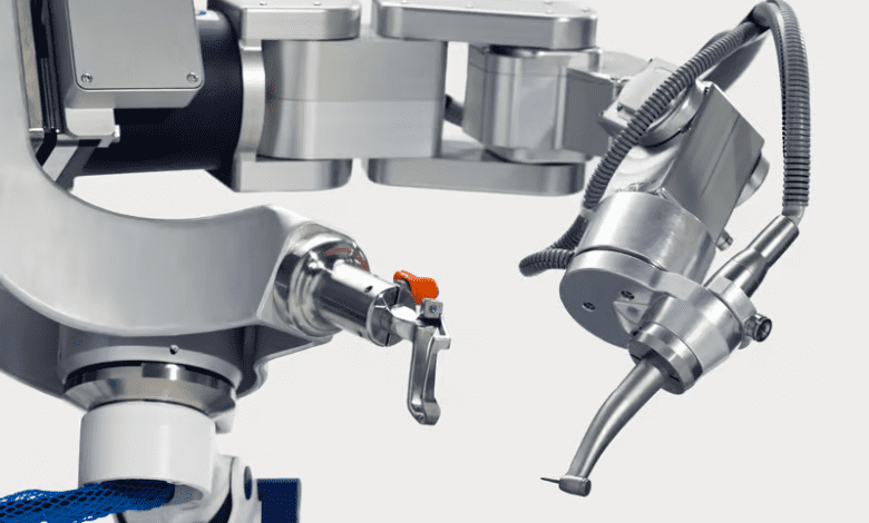 ربات دندانپزشک اولین انسان را درمان کرد