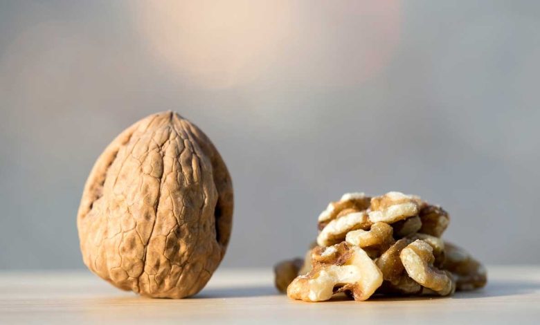 خشک کردن گردو با پوست در خانه