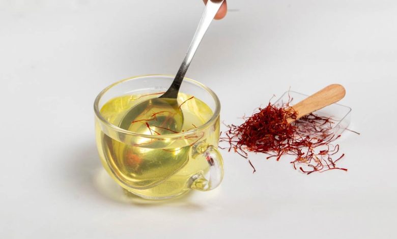 دمنوش زعفران - دمنوش زعفران برای پریود شدن