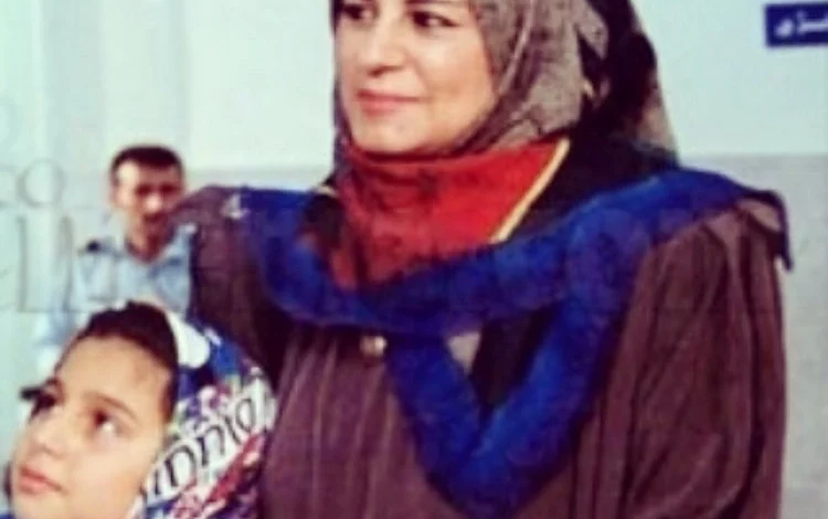 مهسا عرفانی و مادرش