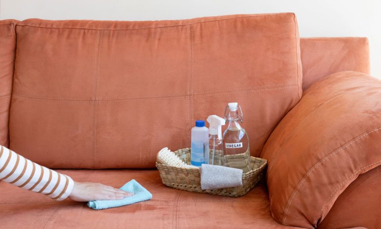 چگونه غلط گیر خشک شده را پاک کنیم