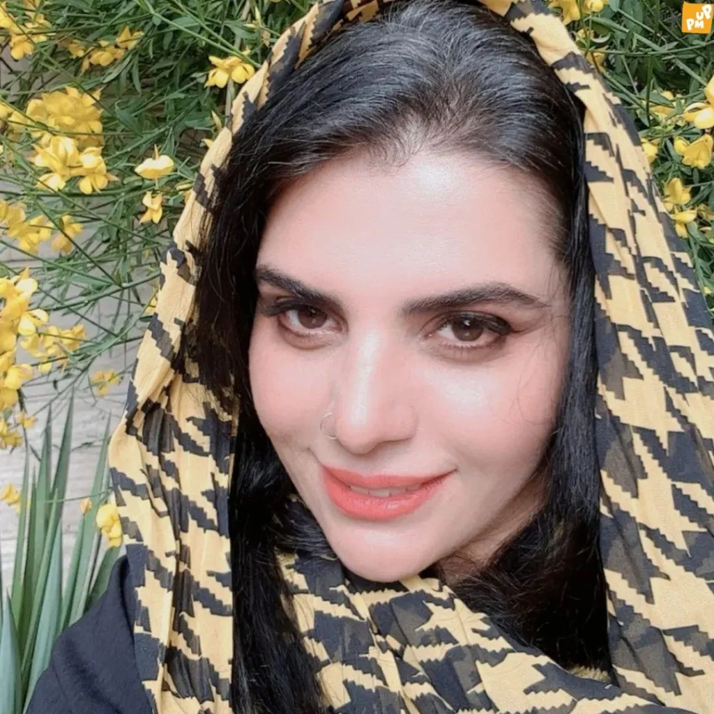 مژگان بیات