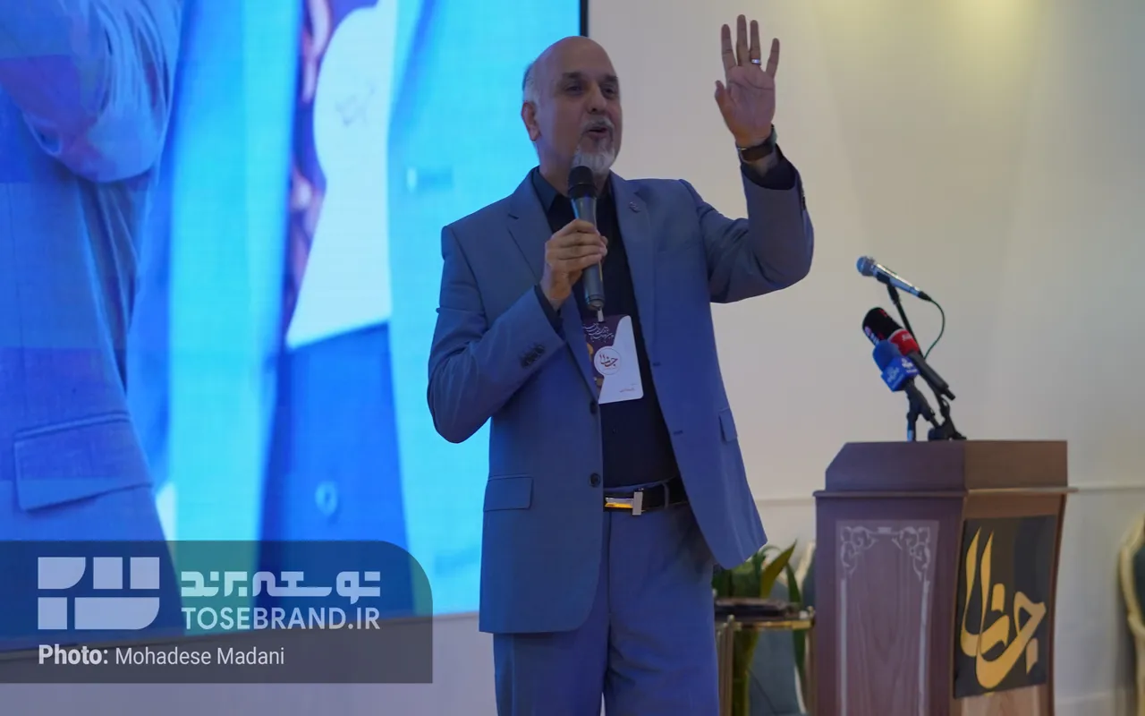 علیرضا نبی کارآفرین اجتماعی علیرضا نبی کارآفرین اجتماعی