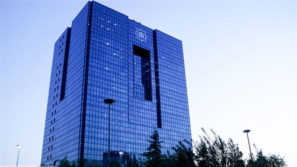 بانک مرکزی تامین ارز همه ثبت سفارش‌های کمتر از ۵۰ هزار دلار را عملیاتی کرد