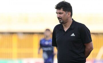 لیگ فوتبال ایران را سرکوب نکنید!