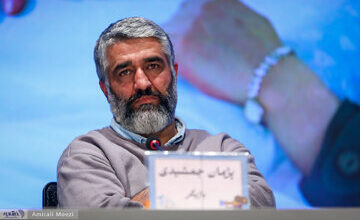 ۲ تصویر از پژمان جمشیدی پس از آزادی