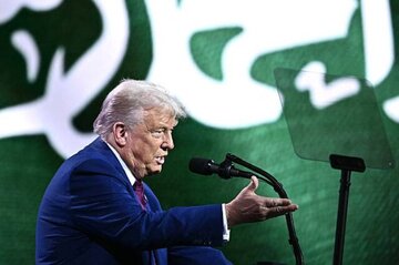 مشروح سخنرانی ترامپ در عربستان علیه ایران؛برق آن‌ها قطع می‌شود و ساختمان‌هایشان ویران است!/به خاورمیانه آمده‌ام تا مسیر بهتری به ایران ارائه دهم