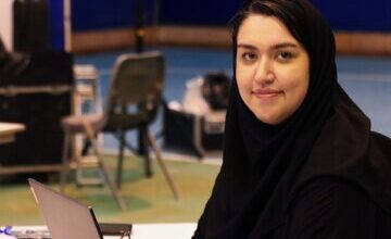 سیلی دوباره کریم باقری!