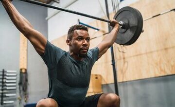 حرکت یک ضرب یا Snatch؛ یکی از حرکات پیشرفته کراسفیت