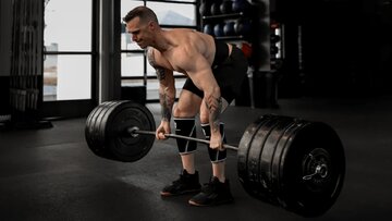 ددلیفت (Deadlift) در کراسفیت؛ پادشاه تمرینات قدرتی