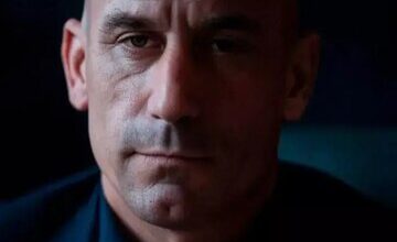 سخنان شرمآور مردفوتبالی بعد از برکناری به خاطر تعرض جنسی در فینال جام جهانی