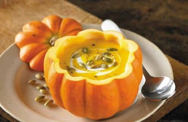 تشخیص کدو حلوایی شیرین برای شب یلدا | روش پخت کدو تنبل + انواع دسرها با کدو
