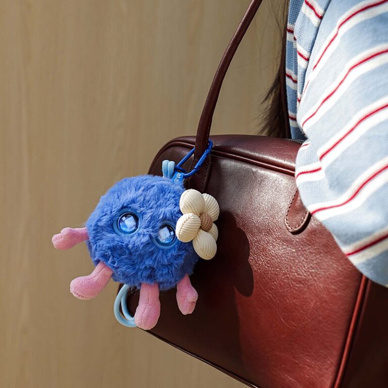 Huawei AI companion 1 768x768 1 - ربات همدم هواوی؛ آیا فناوری جای دوست واقعی را می‌گیرد؟