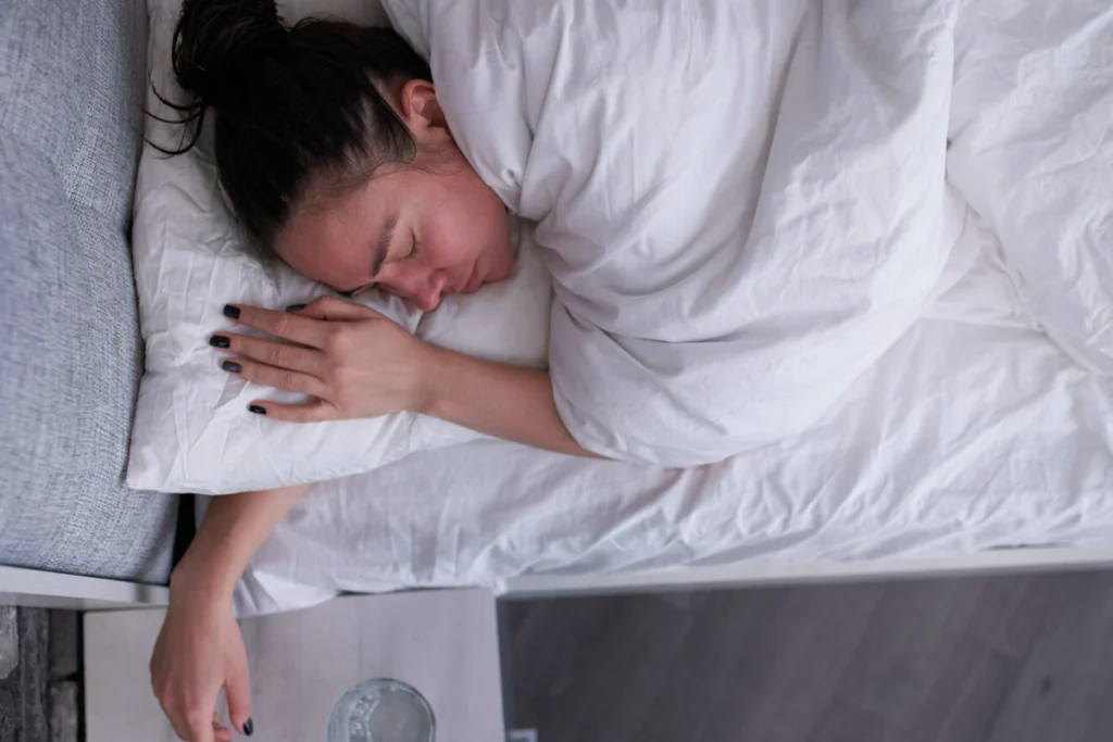 خوابیدن به پهلو