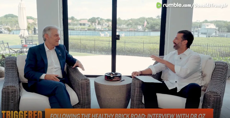 دکتر آز و دونالد ترامپ جونیور