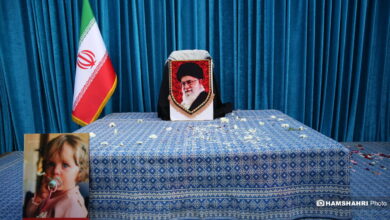 تجمع کارگران روبروی بیت رهبر شهید