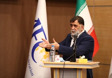 مصطفی آجرلو: قلعه‌نویی هم برای مستطیل سبز و هم حواشی مسئول است
