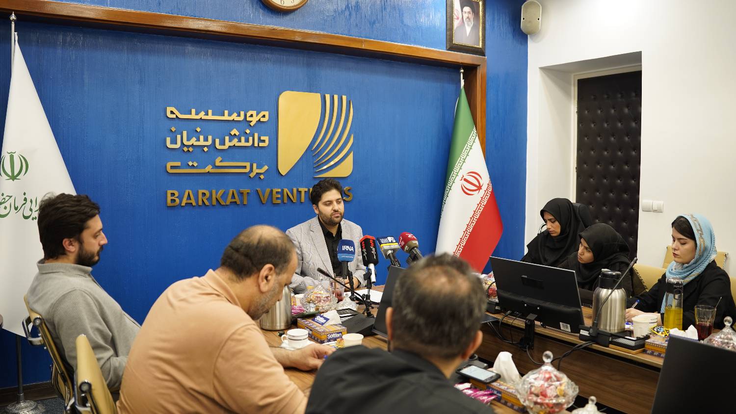 دکتر علیرضا خاکدامن، مدیرعامل موسسه دانش‌بنیان برکت