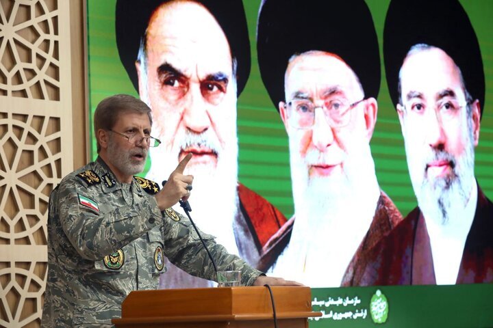 امیر حاتمی